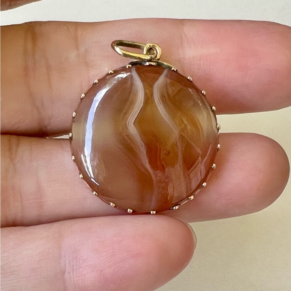 Beautiful Agate Conversion Pendant - image 1